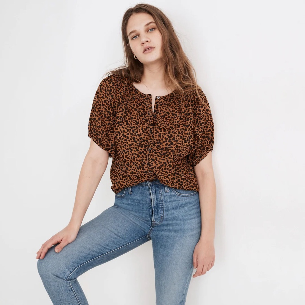 Madewell Balloon-Sleeve Button-Up Top in Painted Leopard size XXS